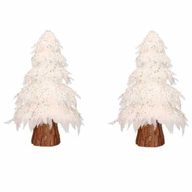 2x stuks kerstfiguren beeld wit kerstboompje 42 cm